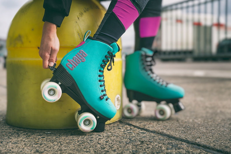 थंबनेल: Chaya Bliss Turquoise Adjustable Roller Skates