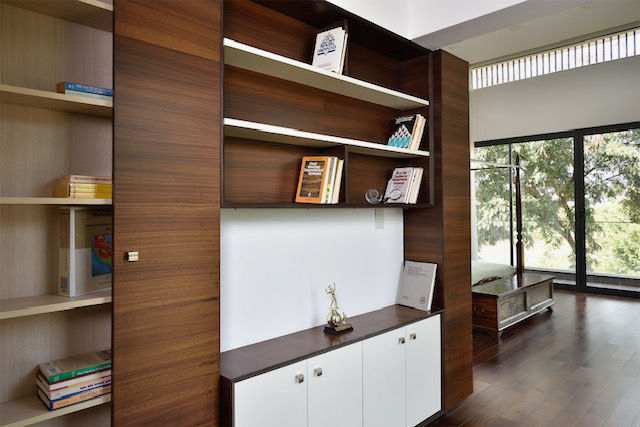 Residential Interiors & Cabinets at KVK Prasad Residence in Prestige Golfshire Bengaluru - Residential interior design by Keystone Studio Bengaluru