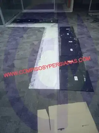 ALFOMBRA MODULAR EN PRET SANTA FE CDMX