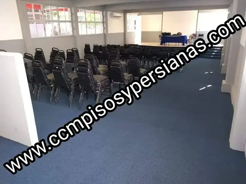 alfombra en escuela