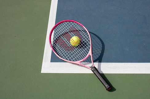 Tennis racquet