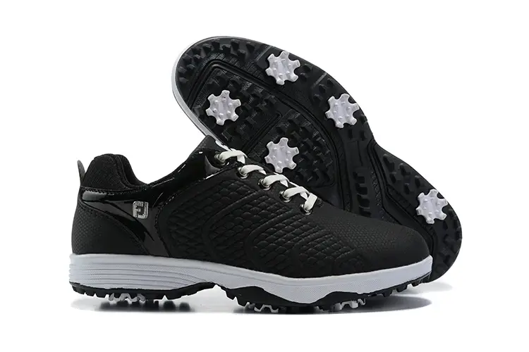 Thumbnail: Trend Sports Cricket Spike Flat Rubber Womens Golf Shoes