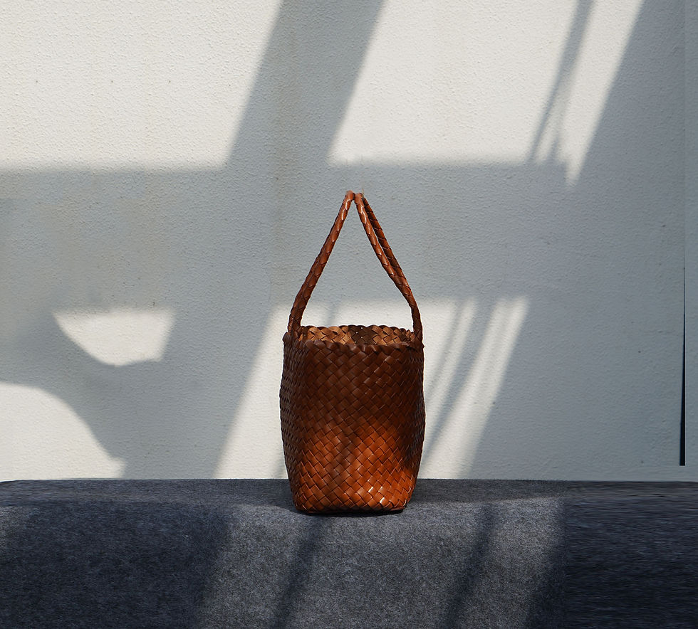 Thumbnail: Woven Leather handbag 'Emma' - Small