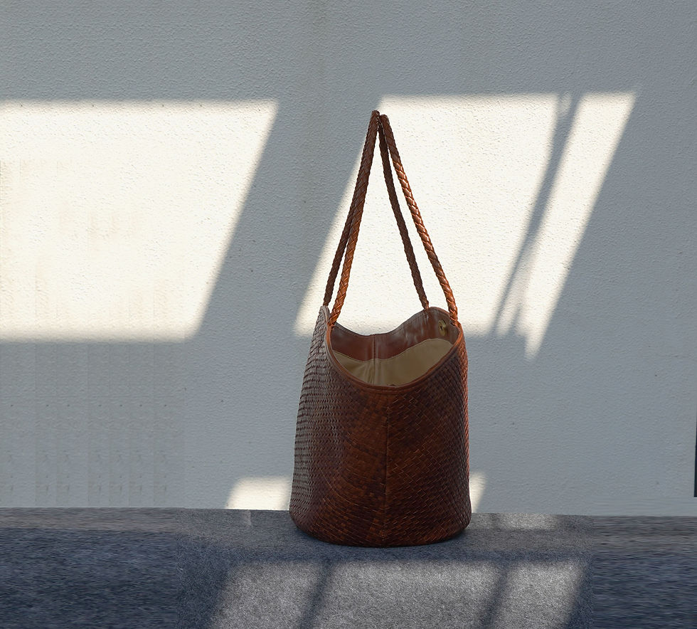Thumbnail: Woven Leather handbag 'Beatrice' - Large