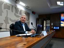 Gestão de Petecão à frente bancada leva R$ 1.4 bilhões nos últimos seis anos ao Acre