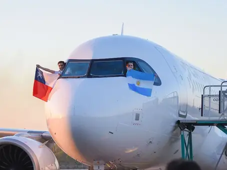 Neuquén y Santiago de Chile quedan unidos por el primer vuelo directo de LATAM.
