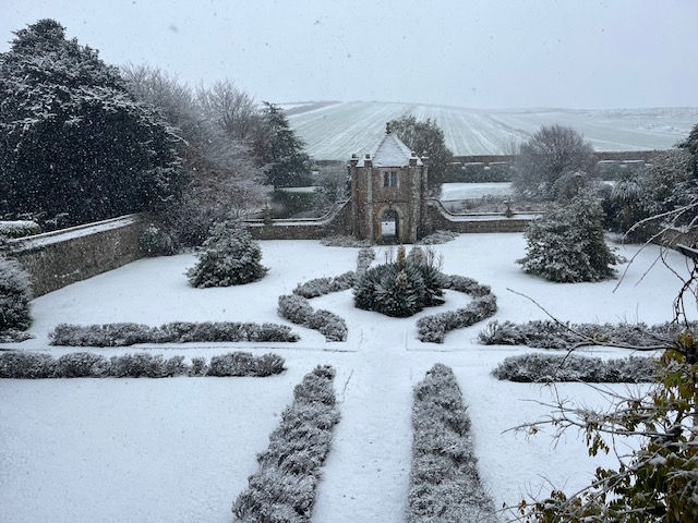 A Victorian Christmas at Poxwell Manor