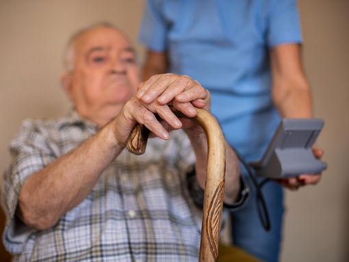 Standing firm in the storm              – How VR can strengthen empathy in healthcare