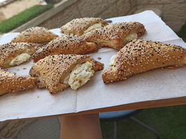 מתכון מנצח בורקס גבינה מבצק מושלם - ליטל אשואל