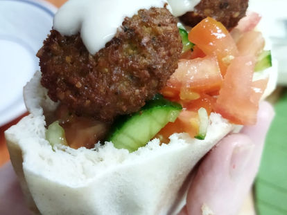 פלאפל של הבית - דקלה אלהרר