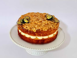 מתכון קלאסי לעוגת עקיצת הדבורה בטעם משגע  - מירב מלכה