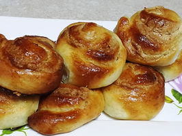 מתכון מנצח שבלולי שמרים במילוי ממרח חלבה שיגרמו לכם להתאהב - אמונה בוארון