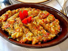 מתכון מהיר וקליל סלט חצילים יווני משגע ממש כמו במסעדות - זיוה כהן