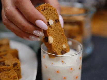 מתכון מנצח עוגיות סטיקס שוקולד צ'יפס ממכרות - נועם זיגדון