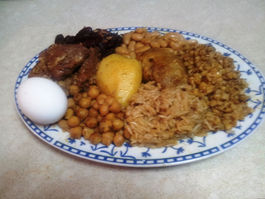 מתכון אליפות חמין בשר עם הפתעות משביע וטעים ברמות - אמונה בוארון