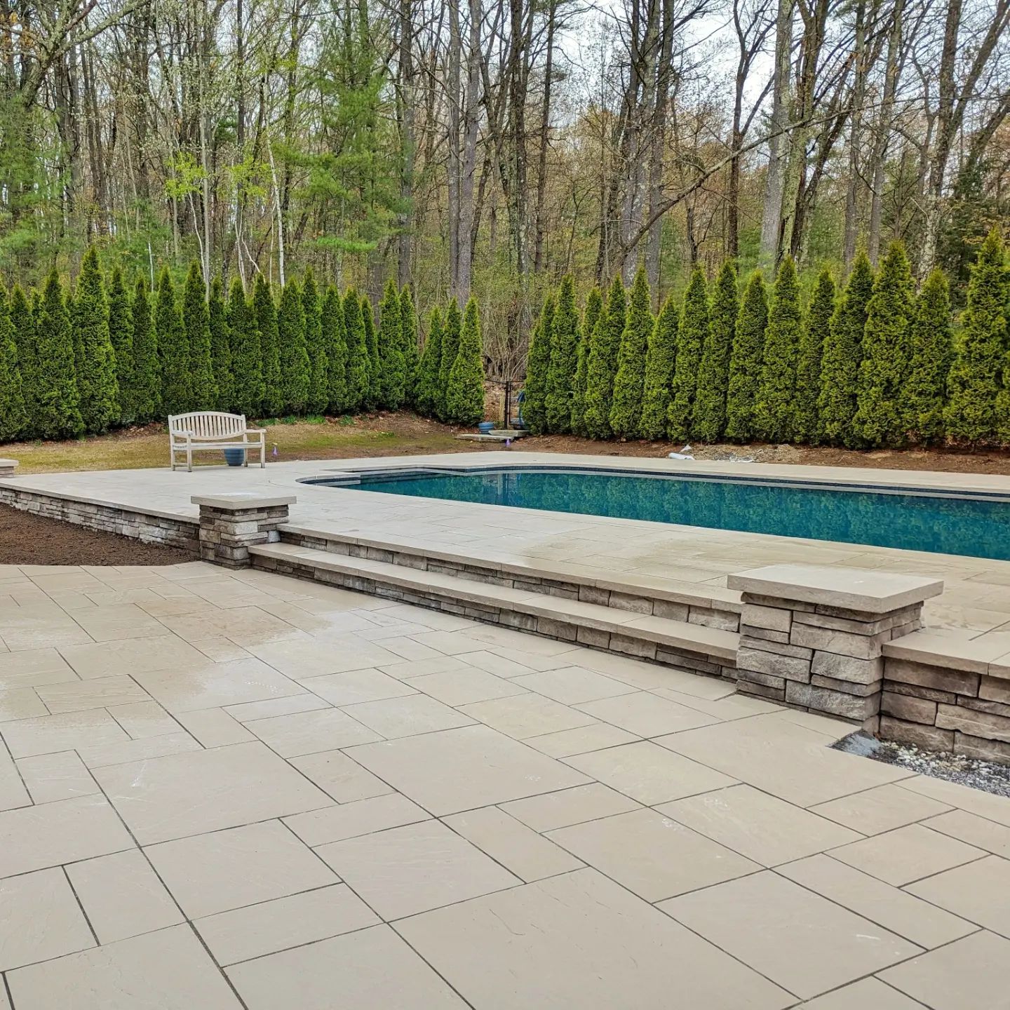 Techo walls and paver