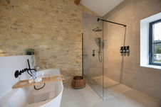 Gite in zuid frankrijk met bad en inloopdouche