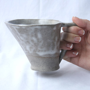 200 ml Assymetrical White Mug