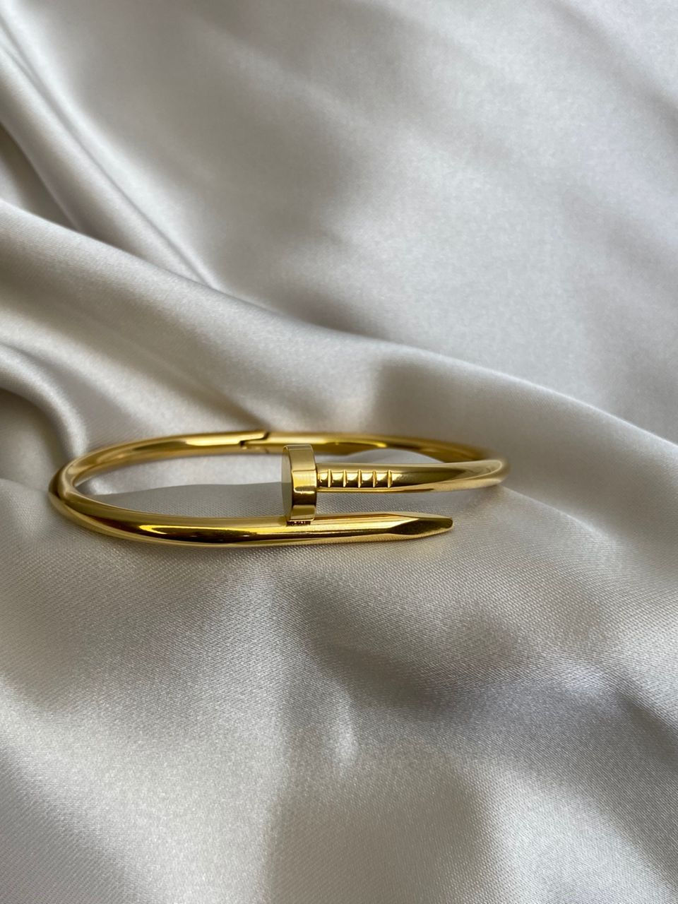 Miniatura: Brazalete clavo de poder