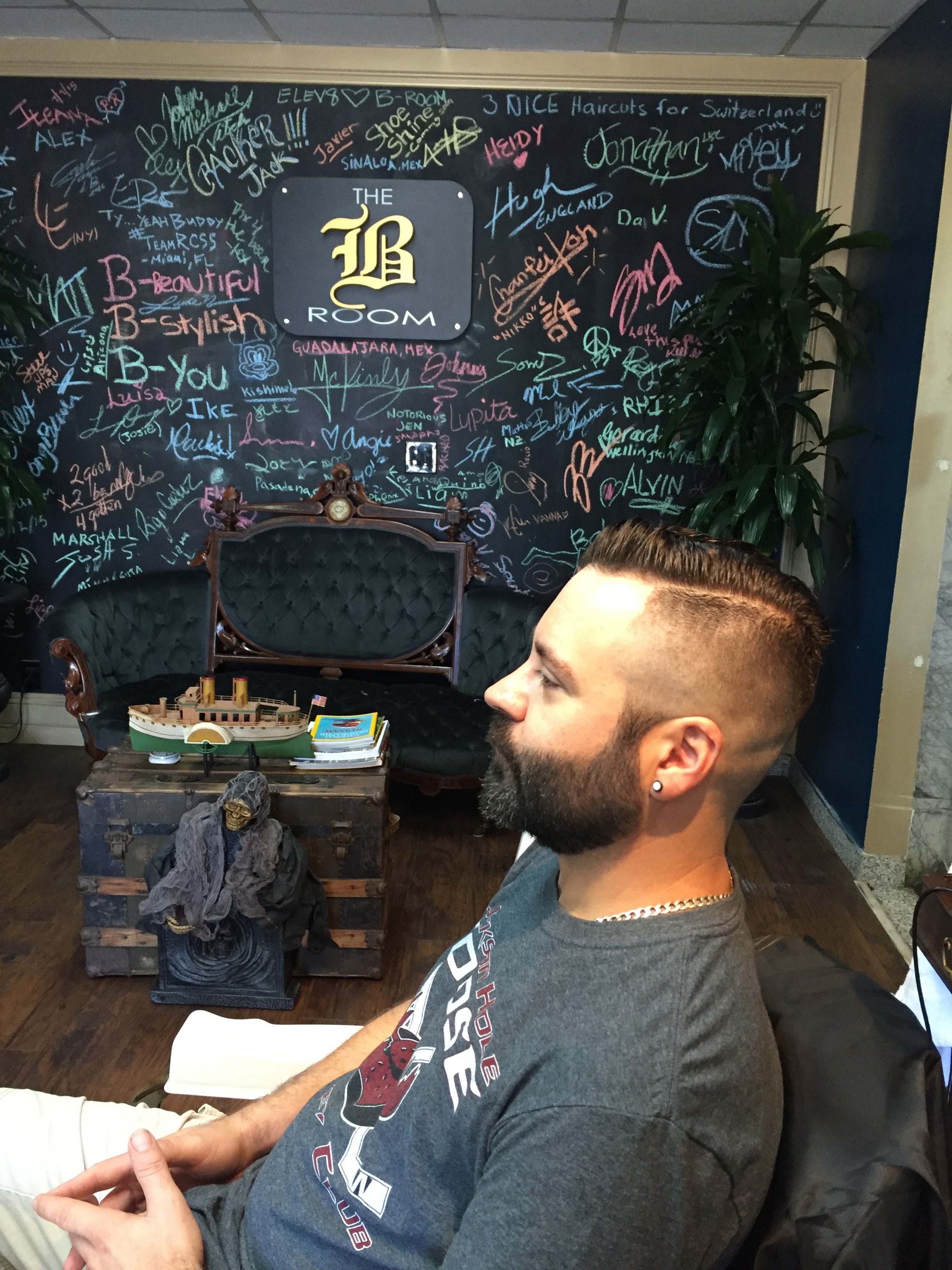 barber shop and salon in downtown long beach