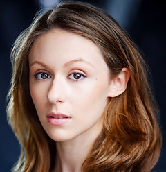Courtney%20Ward%20Headshot_edited.jpg