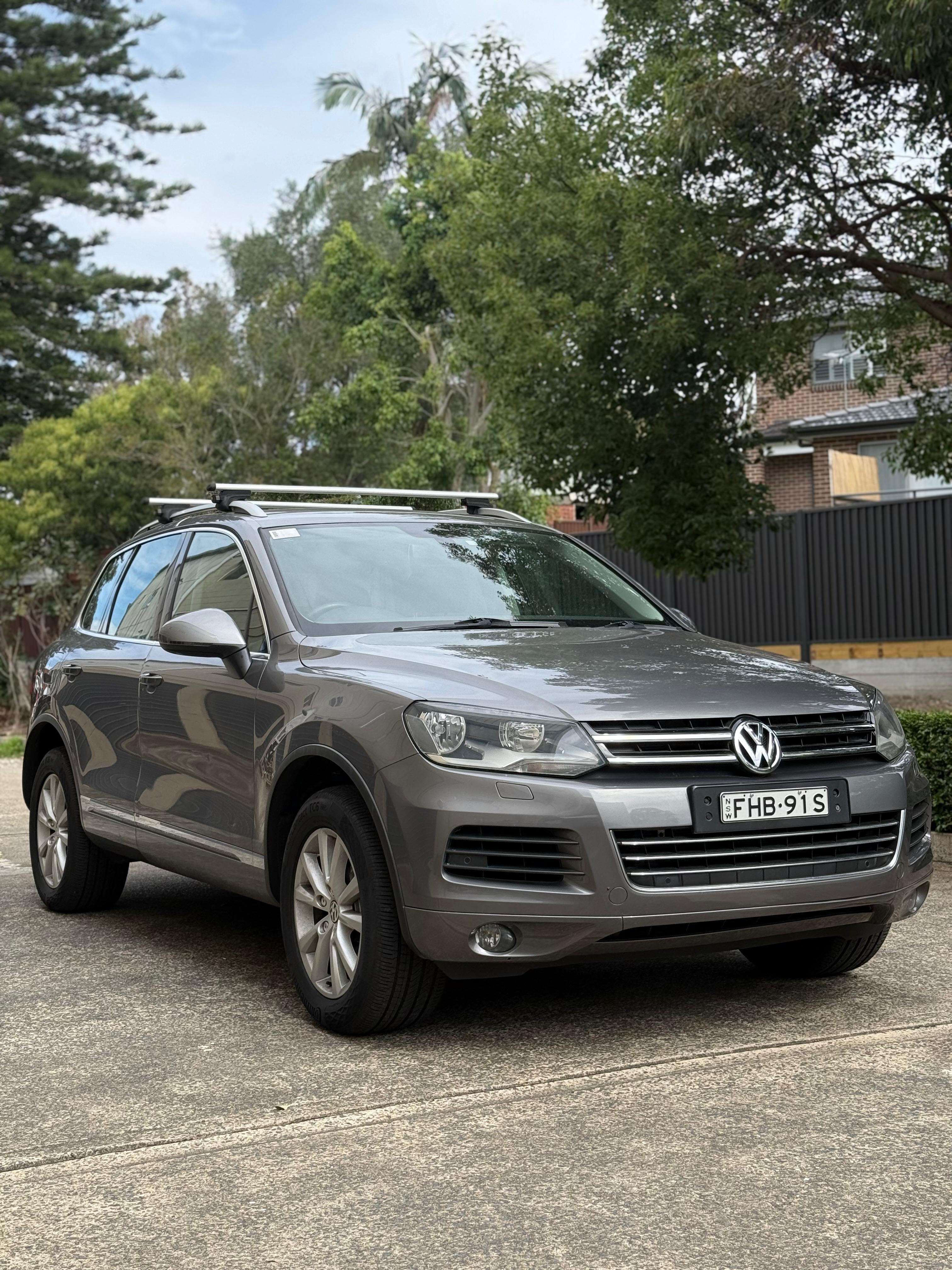 VW Touareg V6 FSI 2011 Auto