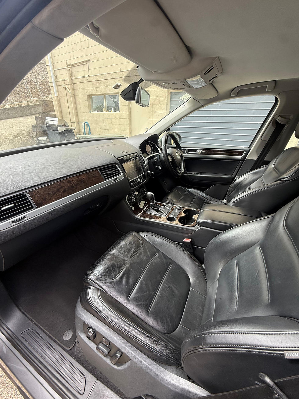 Thumbnail: VW Touareg V6 FSI 2011 Auto