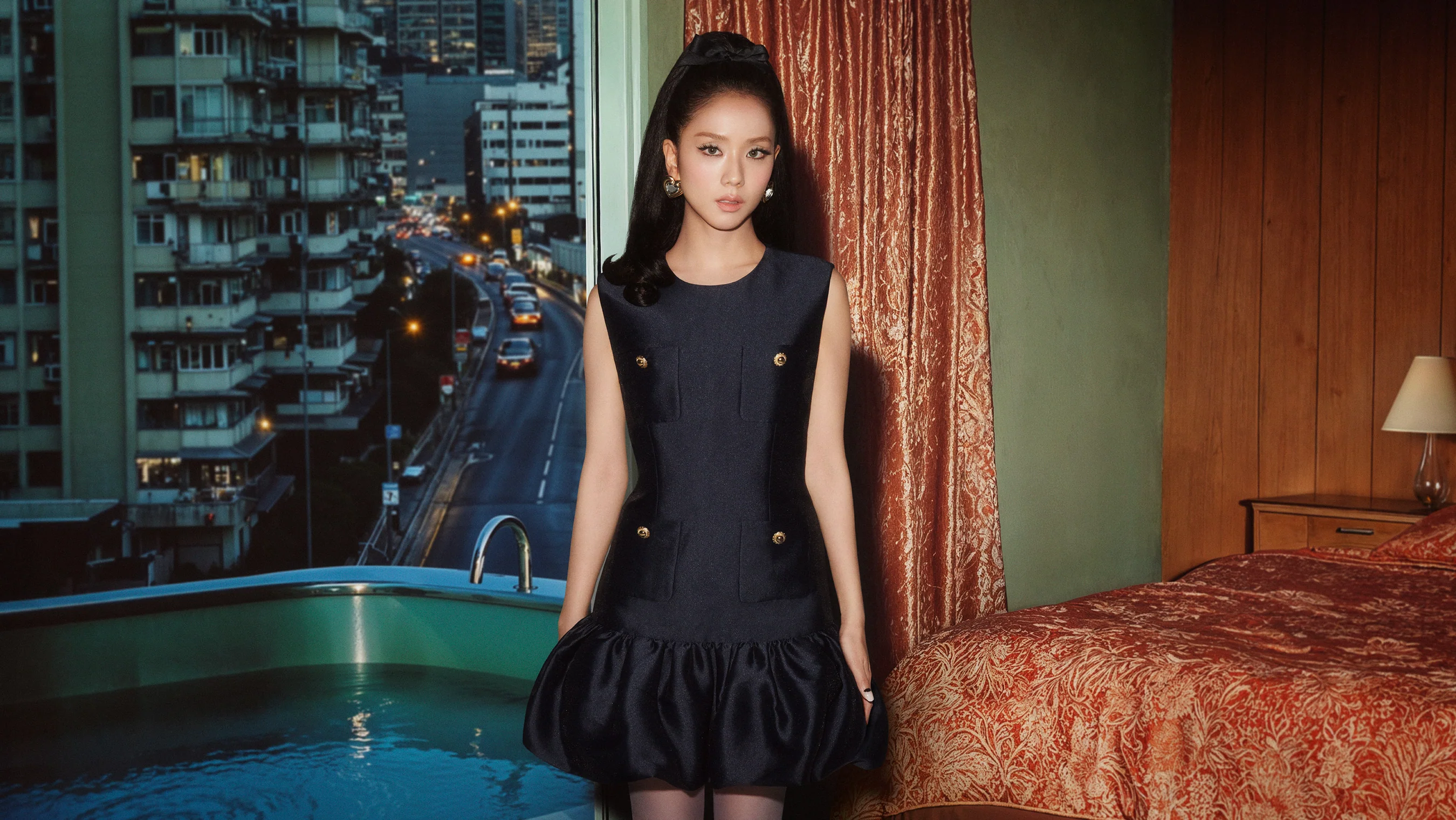 Jisoo for Self Portrait