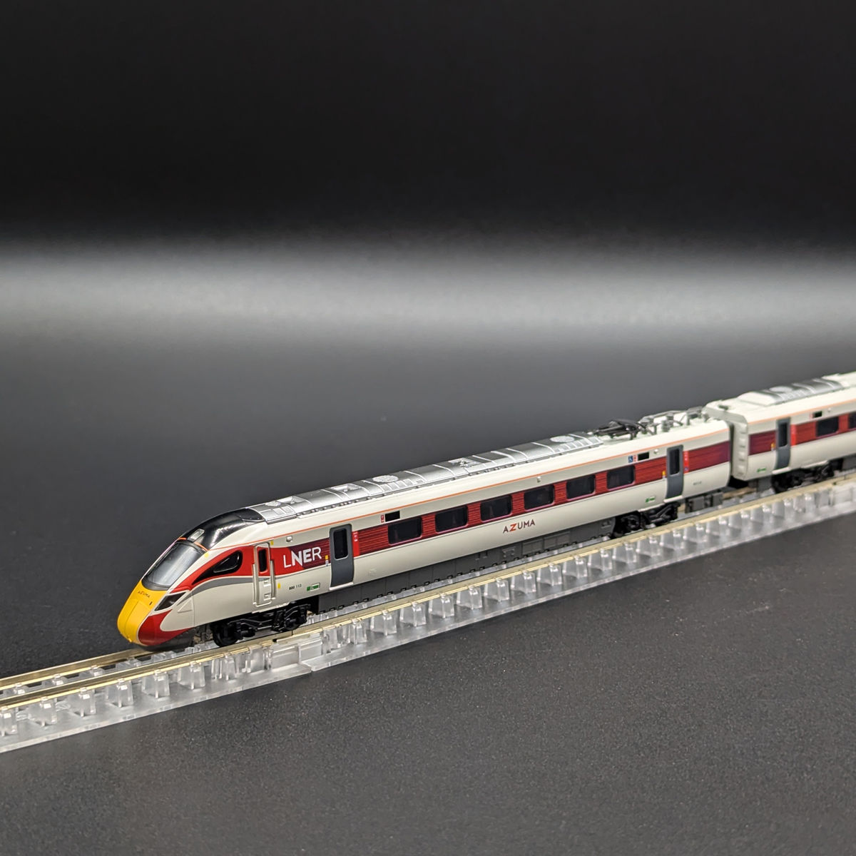 Kato 10-1675 - LNER Class 800/1 'Azuma' (9-Car Set)
