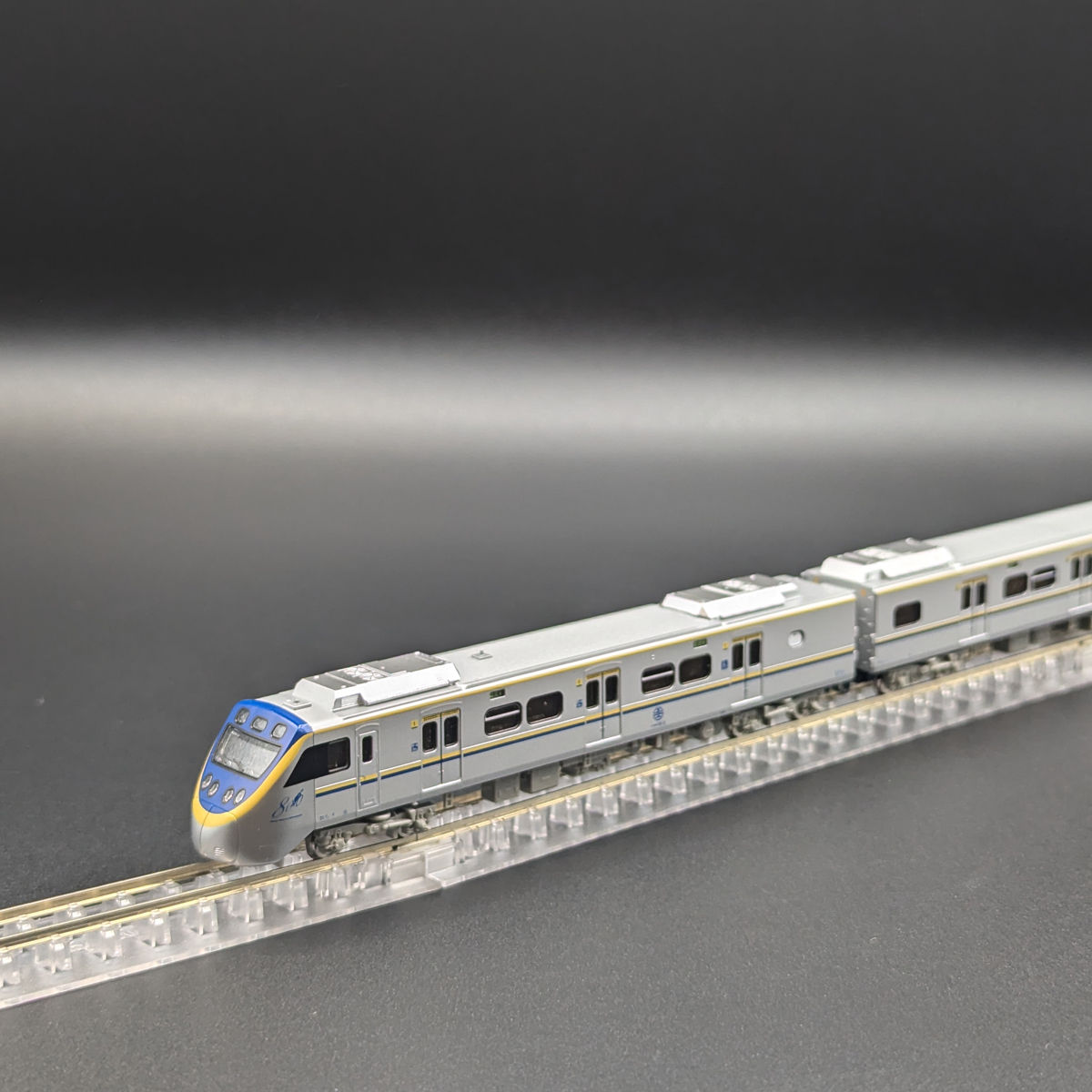 Sanying S007 - TRA EMU800 formation 813+814 (4-Car Base Set)