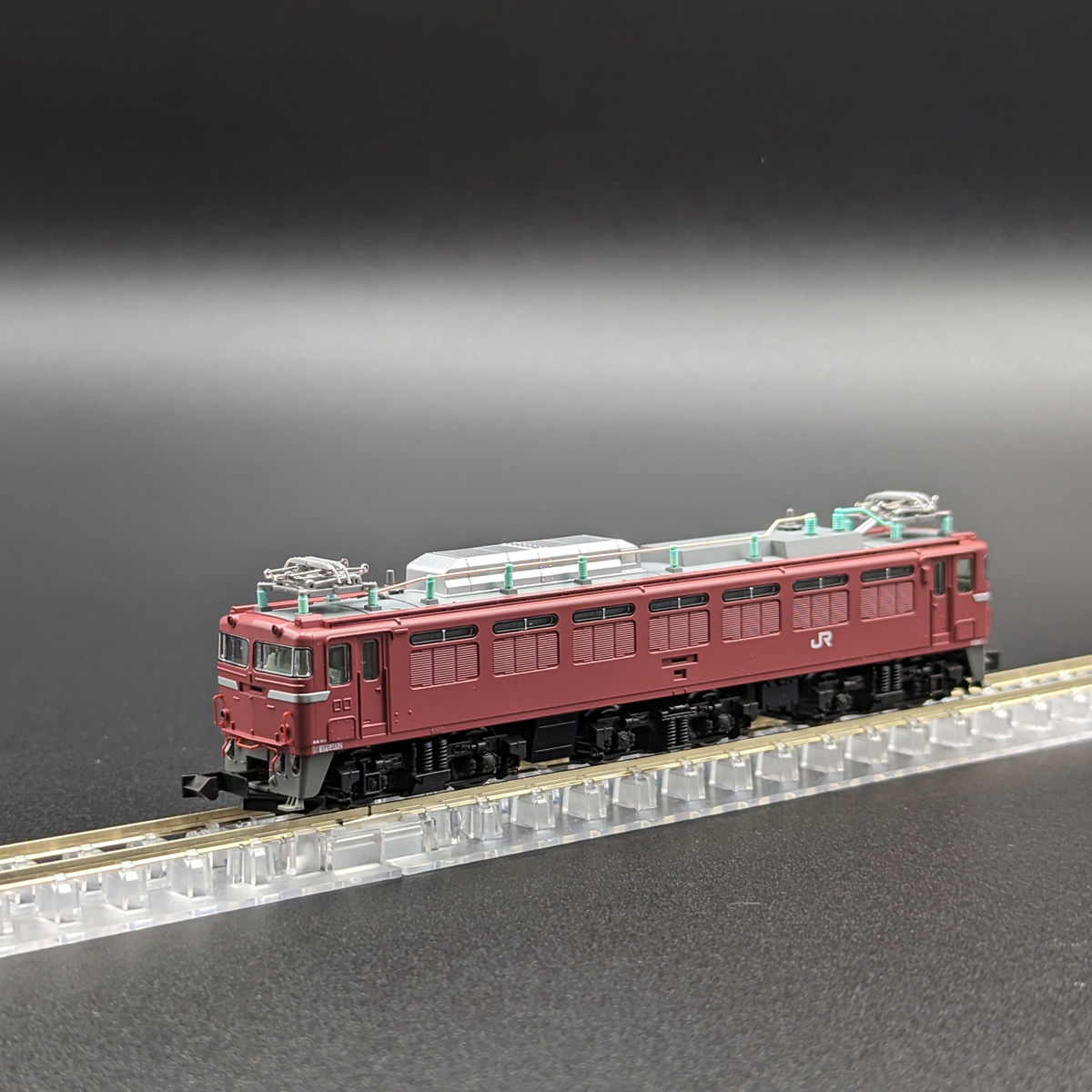 Kato 3066-D - EF81 Electric Locomotive (Standard Livery/Tsuruga Railyard)