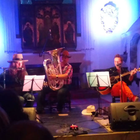 Cushion’s Accountant Goes On Tour With Tony Wright & Ryan Hamilton