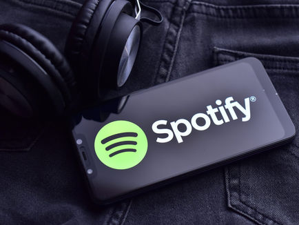 From Listener to Lifelong Fan: The Art of Building Brand Loyalty
