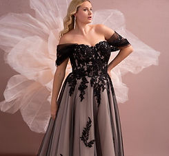 MG220 Olivia White Rose black ballgown_e