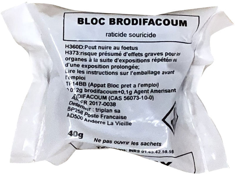 sachet de 40 grammes d'un bloc raticide brodifacoum emballés