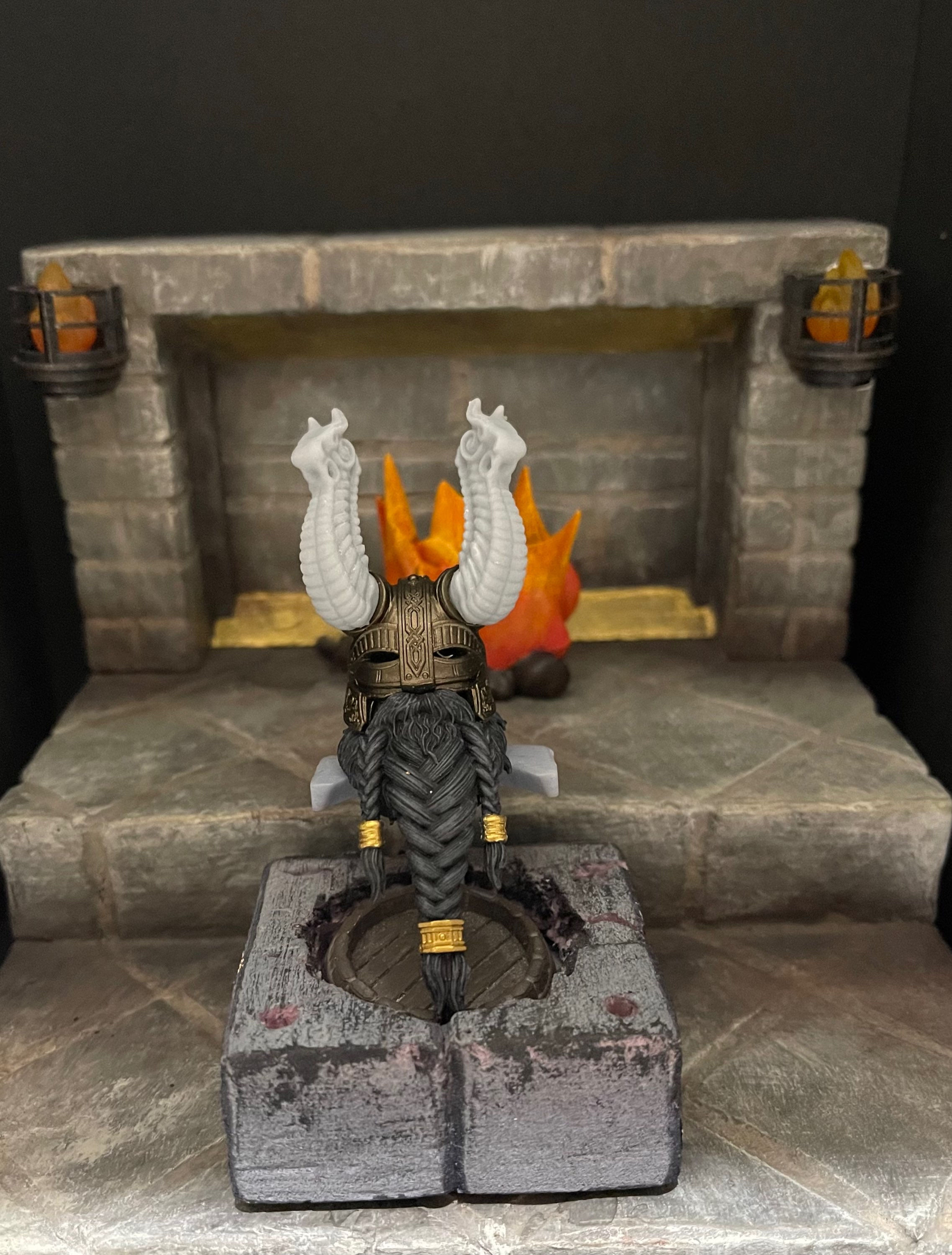 Dragon Mast Helmet Plug