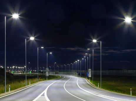 Entendendo os Drivers de LED: Tensão vs. Corrente