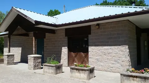 Russ Powell Nature Centre at Enniskillen Conservation Area