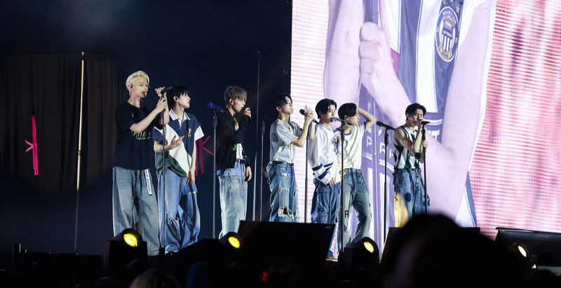 ENHYPEN Concludes Spectacular Sold-Out U.S. Leg of WALK THE LINE World Tour