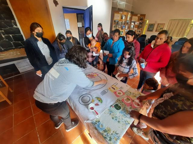 A PRUEBA DE FUEGO es el programa de salud pública de Fundación Ya Respondiste que impulsa la prevención a través del juego, videos y dinámicas, educando a la niñez mexicana en prácticas de salud preventiva e integral para enfrentar crisis actuales.