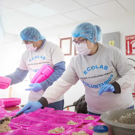 Donan más de 2,500 porciones de alimento a hospitales Covid-19 