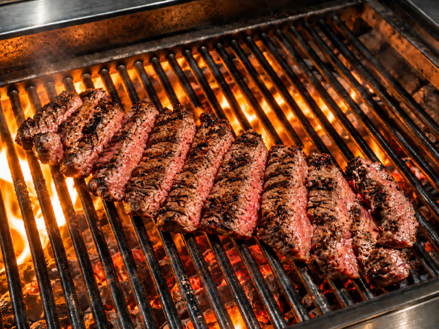 £15 STEAK AND CHIPS LUNCH