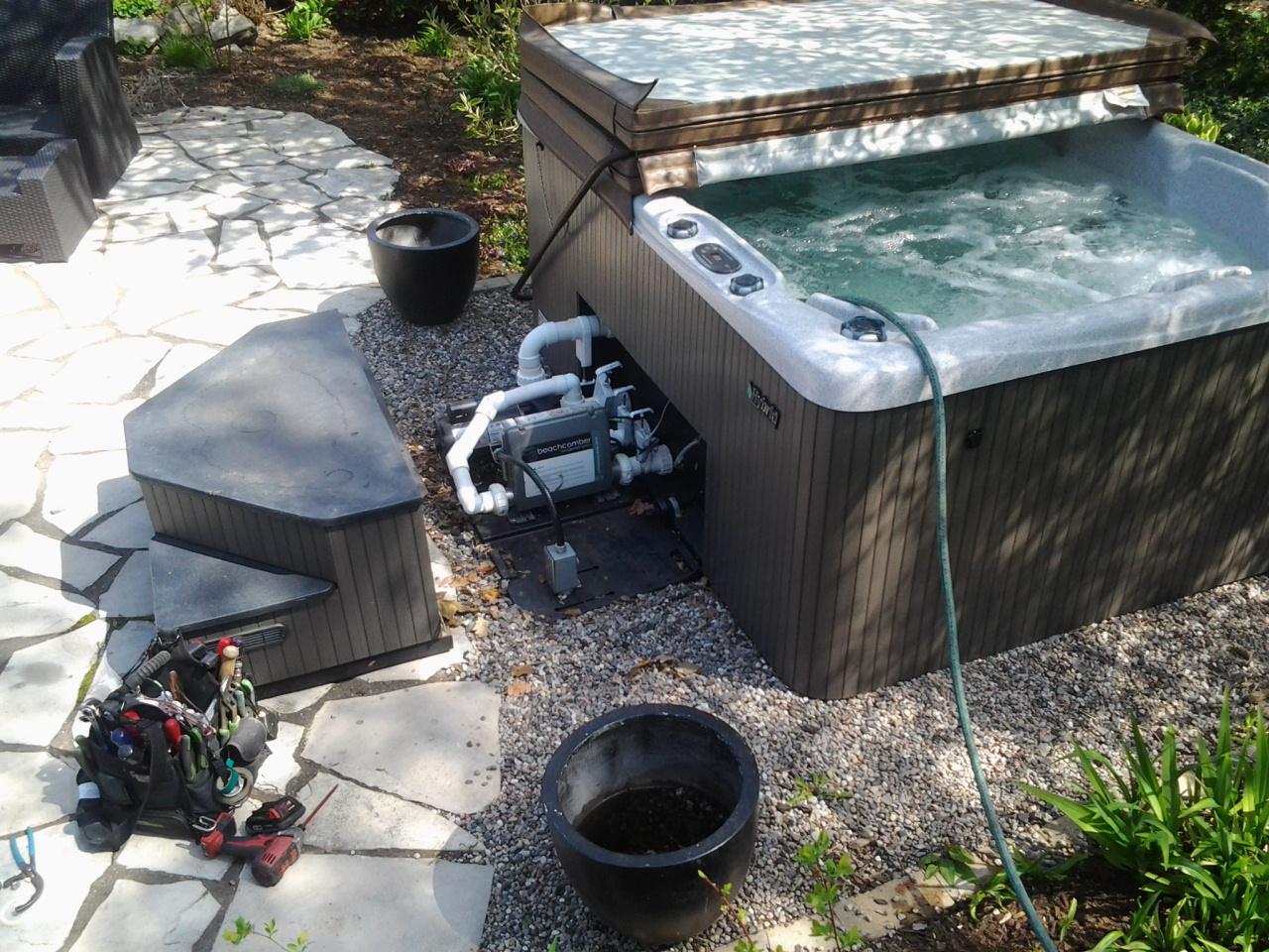 Saylor Spas Ottawa Hot Tubs & Spas