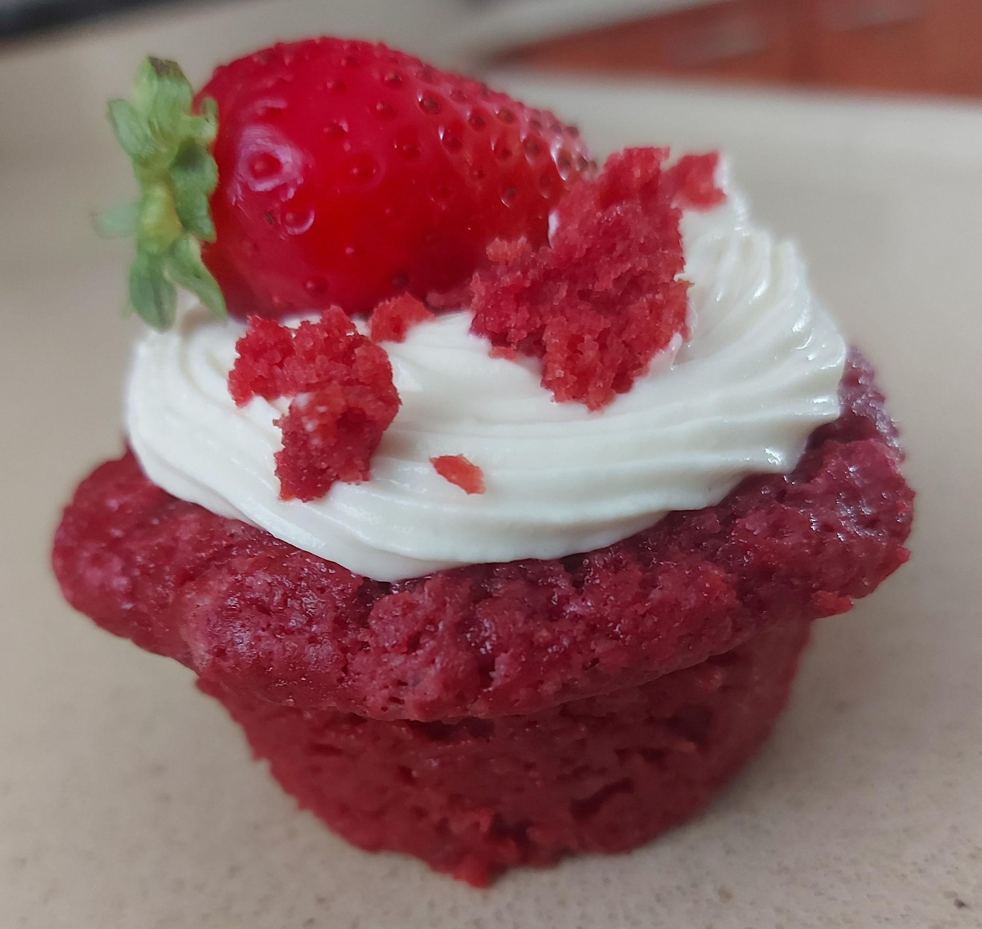 Vegan Red Velvet Cupcakes, no food color. Rich with probiotics