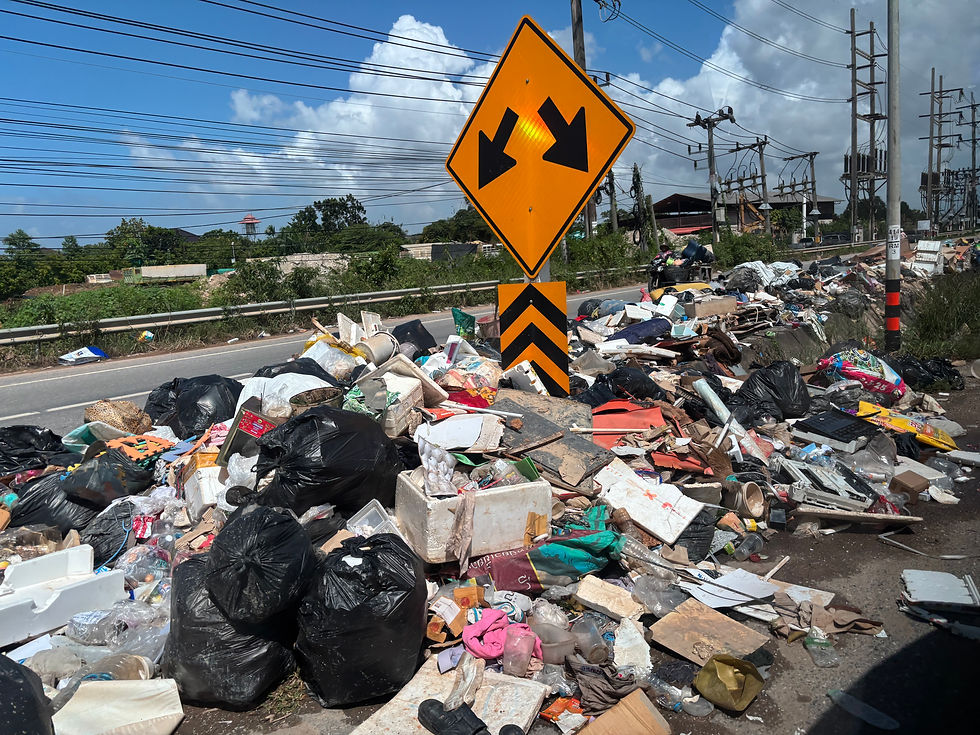IBCfirm lawyers and partners delivering humanitarian aid and relief supplies to flood victims in Hat Yai, Songkhla Province, Thailand, demonstrating cross-border humanitarian support and social responsibility.