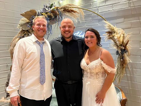 Full Circle Moments and Big Celebrations: Lane & Serena Koch’s Wedding at Hotel Grinnell 🎉