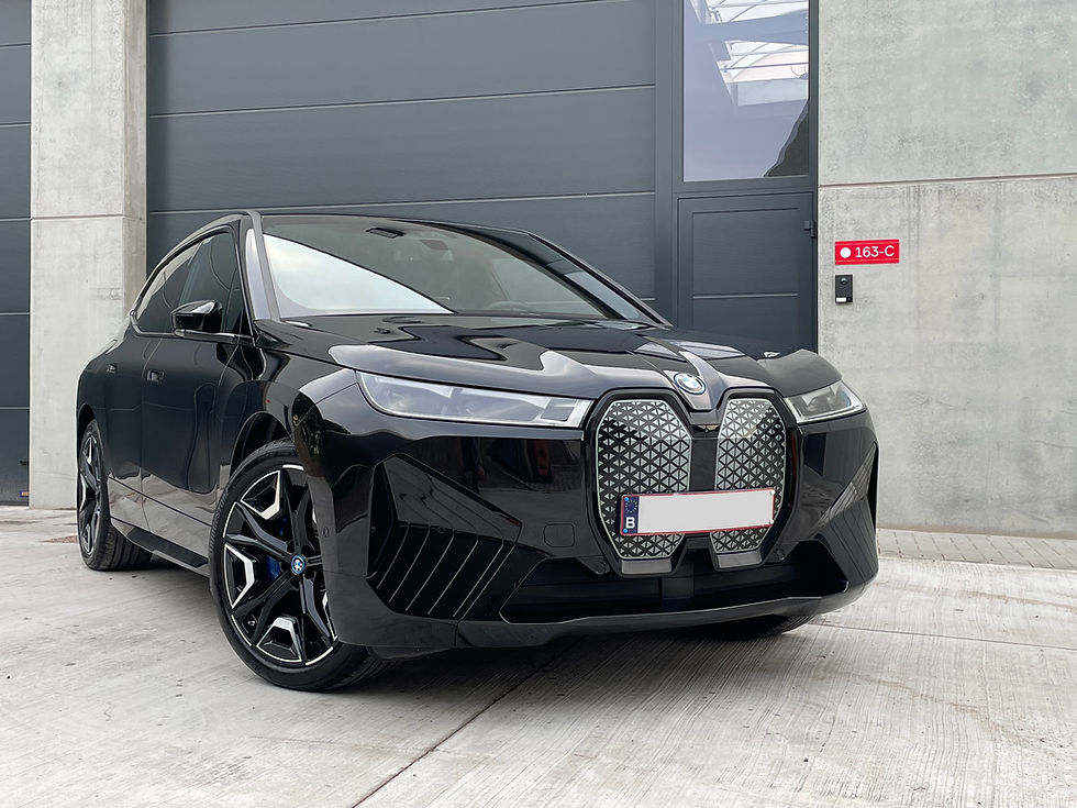BMW iX