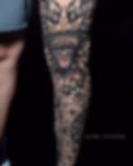 leg sleeve healed.jpg