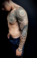 Polinesian +Geometric Full Sleeve