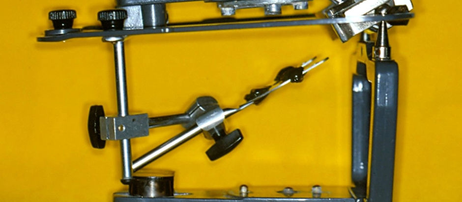 Trapalhadas oclusais com articuladores semiajustáveis